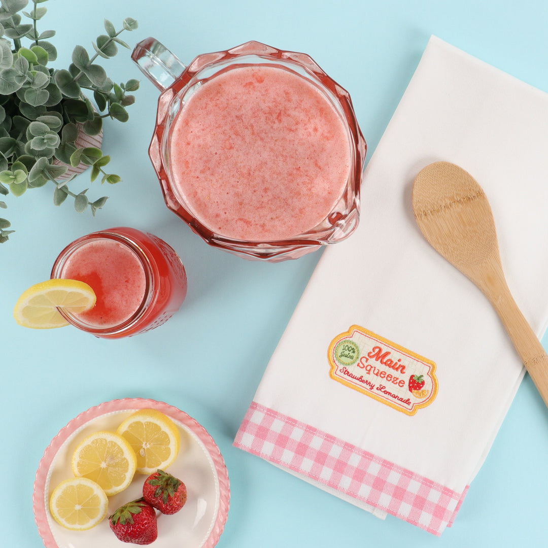 "Main Squeeze" Strawberry Lemonade Recipe