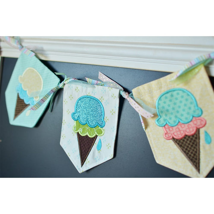 Ice Cream Pennants & Banners: Summer Livin'