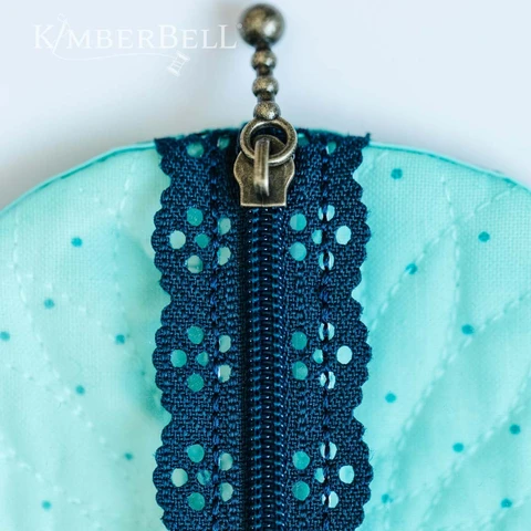 Sweet Peek Zipper Pouch