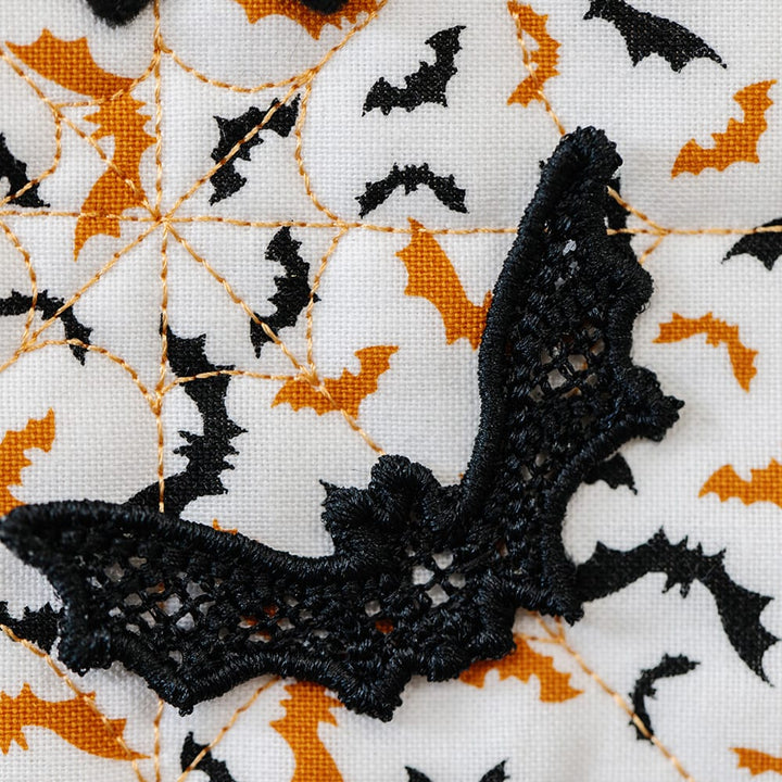 Halloween 10 background quilting design bat