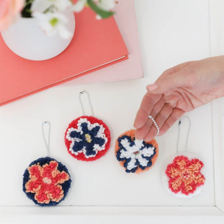 Hello Daisy Key Chain Punch Needle Kit