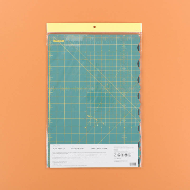 Olfa Folding Cutting Mat 17 x 24 inch