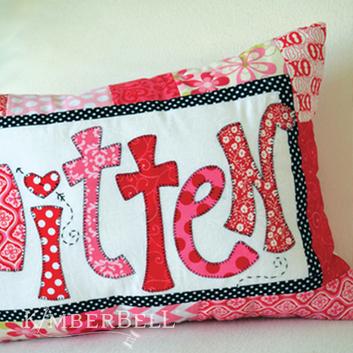 KDVT2022-1041-Smitten-Pillow 2