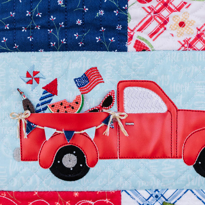 Red, White & Bloom Feature Quilt (Digital Download)