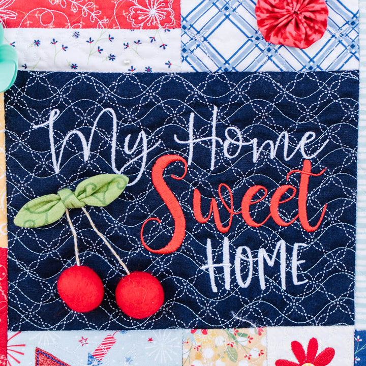 Red, White & Bloom Feature Quilt (Digital Download)