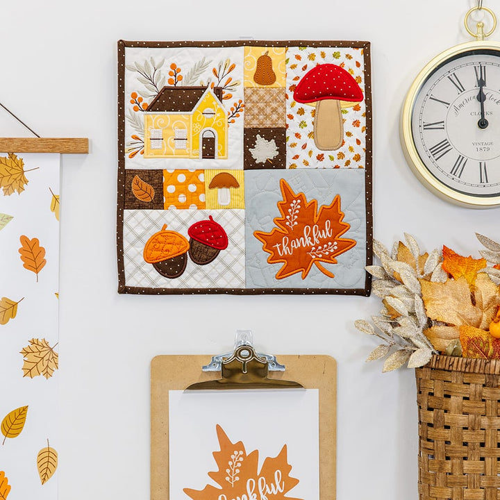 Mini Quilts, Vol. 2: July-December