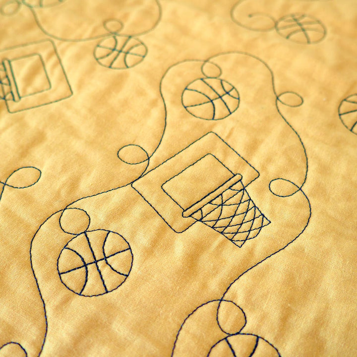 Mini Quilts Vol. 2: July-December Quilting Bundle on quilt