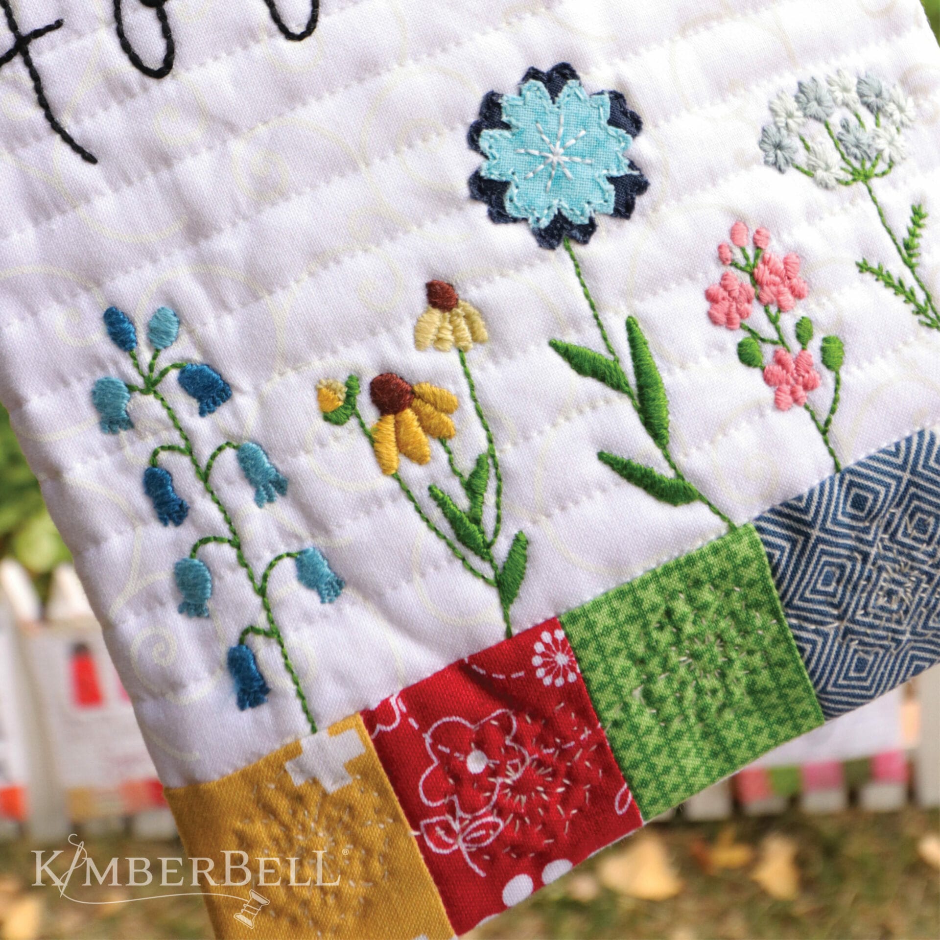 Mini Wall Hangings Happy Home, Sewing