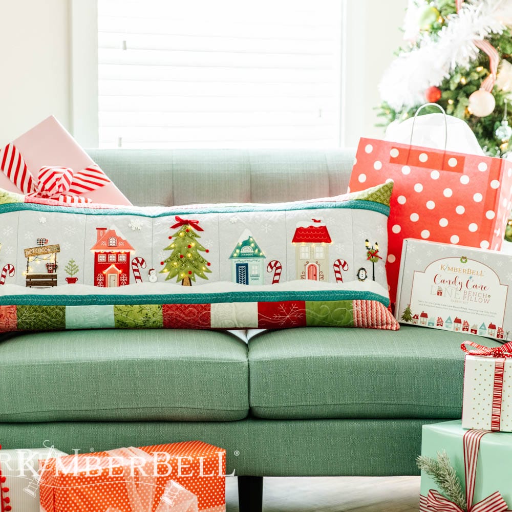 KD5103-candy-cane-lane-bench-pillow-webres-cropped-7