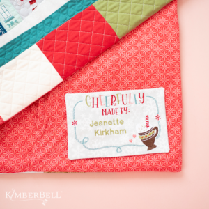 Website-KDDL019-Cup-of-Cheer-Quilt-Label-7